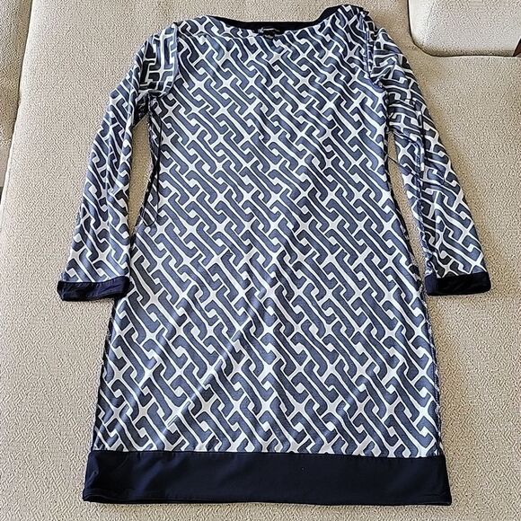 INC International Concepts Navy and White Geo Long Sleeve Stretch Dress - Medium - Picture 15 of 16